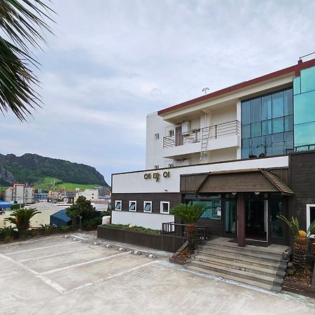 مدينة سيوجويبو Seongsan Sunrise Pension المظهر الخارجي الصورة